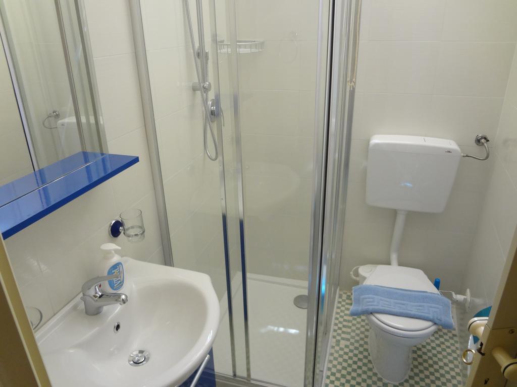 Agli Antichi Quartieri Apartments & Room Алкамо Екстериор снимка