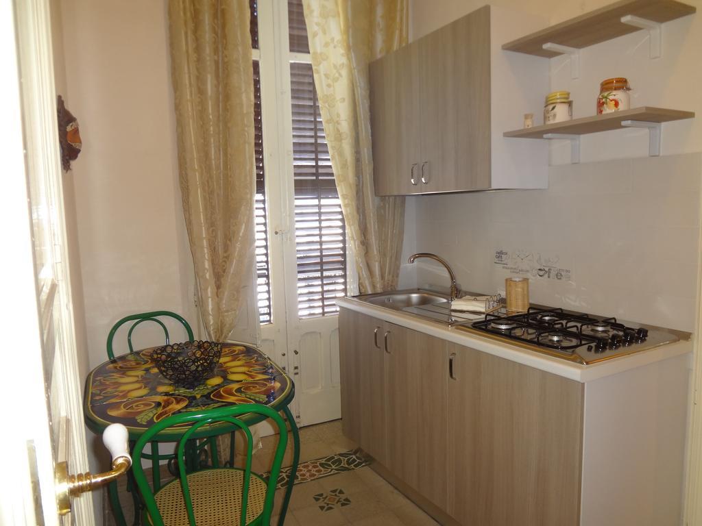 Agli Antichi Quartieri Apartments & Room Алкамо Екстериор снимка