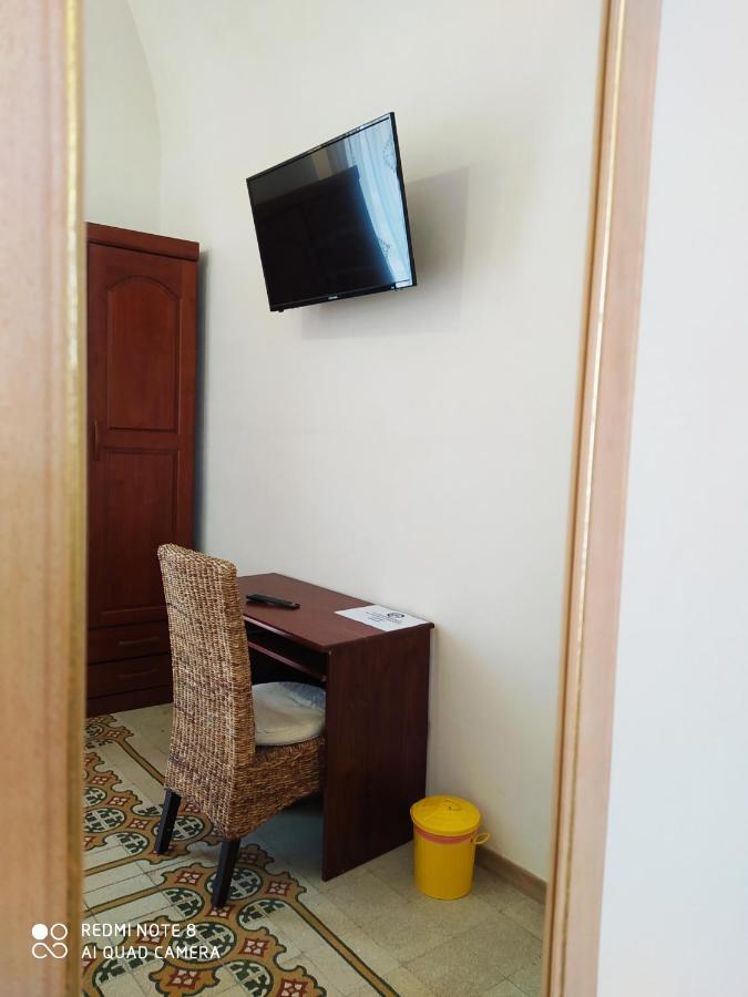 Agli Antichi Quartieri Apartments & Room Алкамо Екстериор снимка