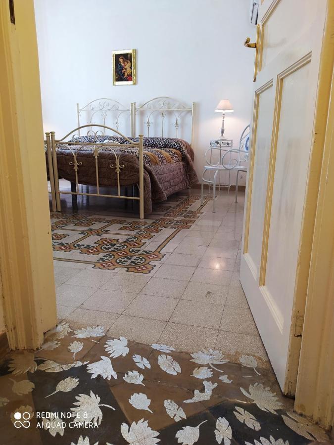 Agli Antichi Quartieri Apartments & Room Алкамо Екстериор снимка