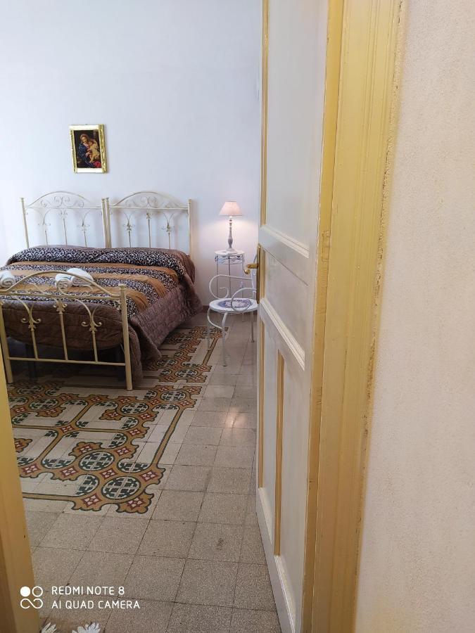 Agli Antichi Quartieri Apartments & Room Алкамо Екстериор снимка